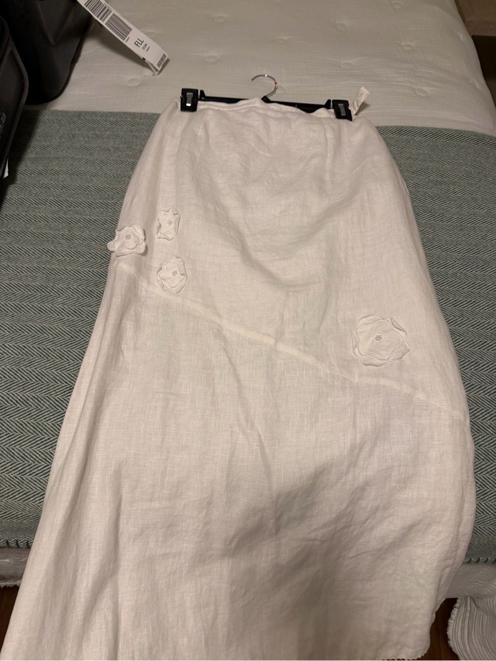 Willi Smith White Embroidered Linen Maxi Skirt